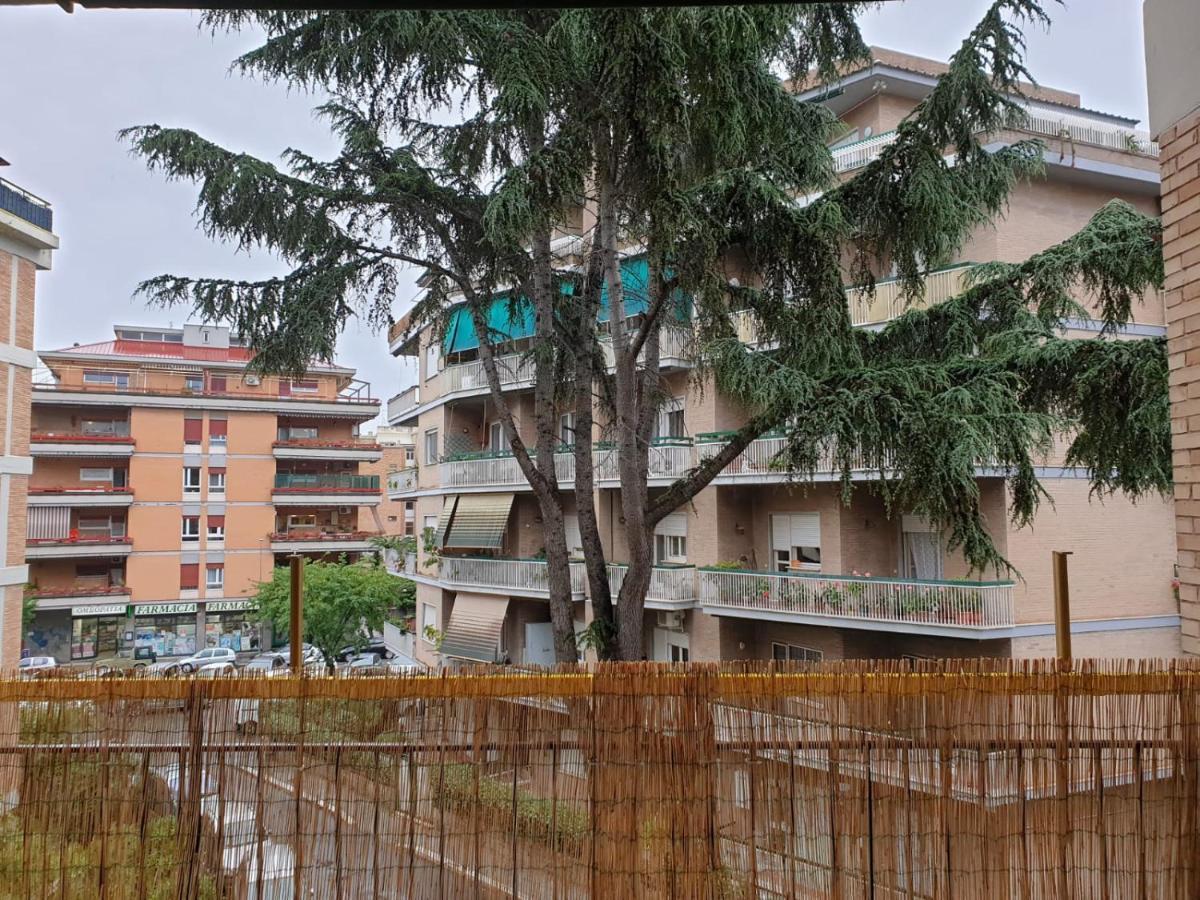 Trilocale Lido Di Roma Διαμέρισμα Λίντο ντι Όστια Εξωτερικό φωτογραφία
