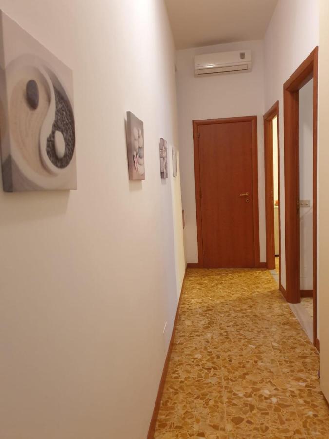 Trilocale Lido Di Roma Διαμέρισμα Λίντο ντι Όστια Εξωτερικό φωτογραφία